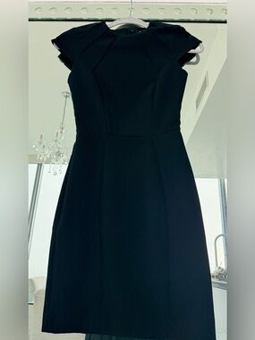 Chic Little Black Cap-Sleeve Mini Dress
